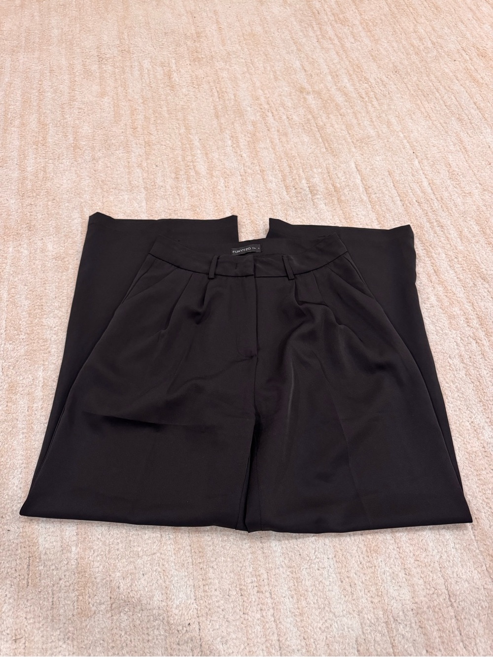 Black Pleated Wide-Leg Trousers